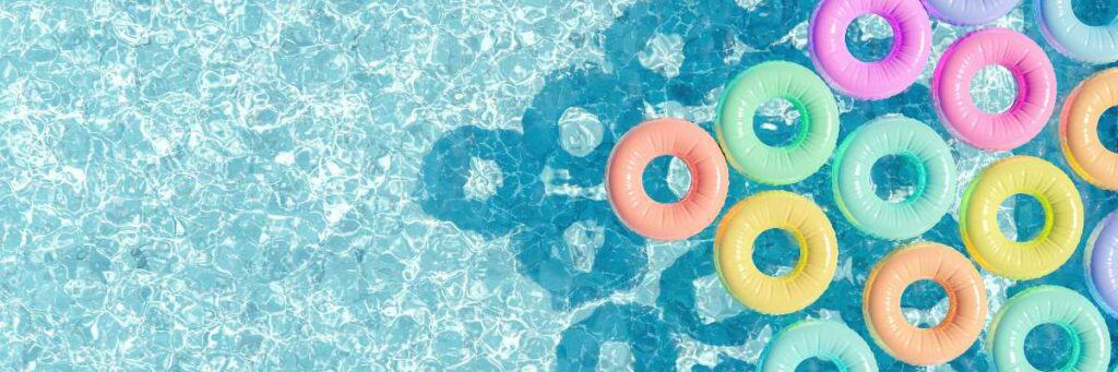 Saltwater Pool Salt Cell Need Replacing? This article talks about what you need to look for when your salt cell starts to go bad. There is also a guide to replacing it your self and tips for hiring a repair person to do it for you.