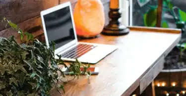 salt lamps in office decor
