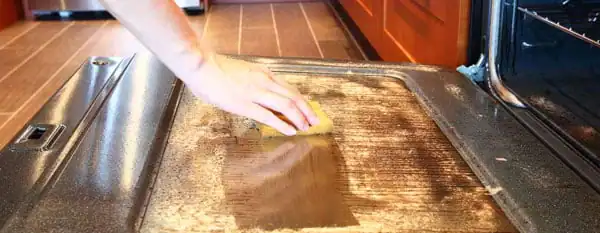 clean your oven salt paste on glass door