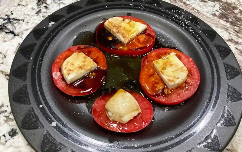 epsom salt for tomatoes - tomato, mozarella, olive oil, balsamic vinegar, Maldon salt